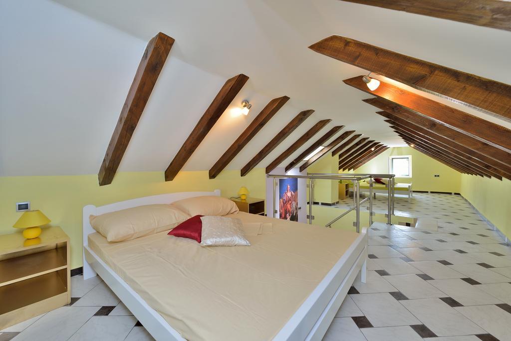 Apartments Carpe Diem Novigrad (Dalmatia) Quarto foto
